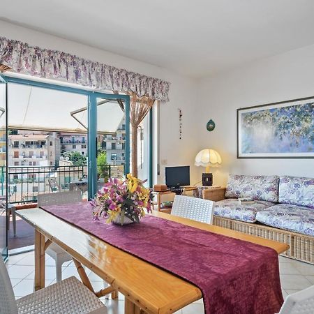 Taormina Comfortable Apartment With Terrace Dış mekan fotoğraf
